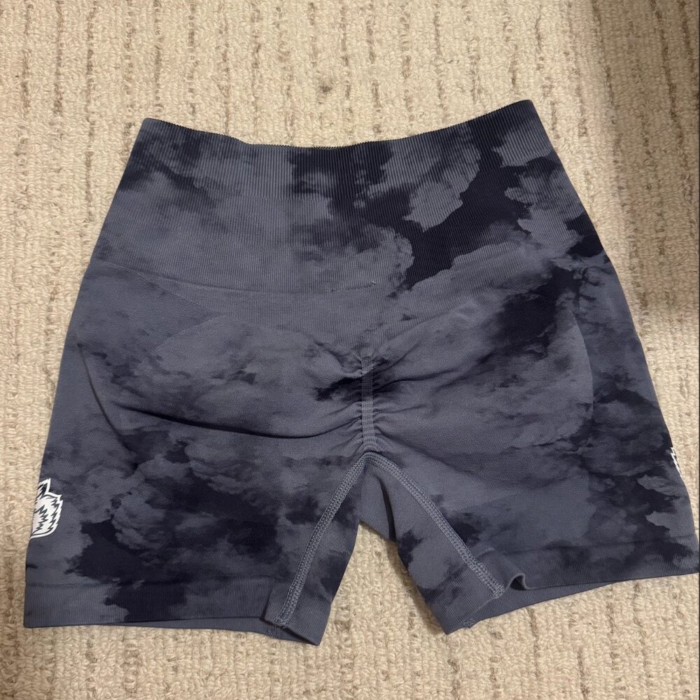 Darc Sports Wolves Seamless Shorts